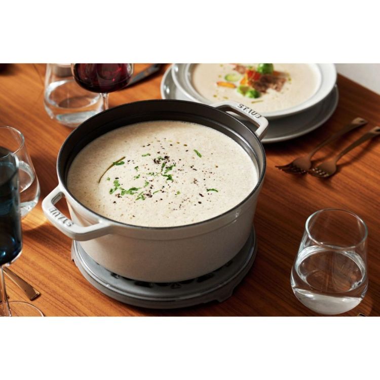 Staub Cocotte rond 24cm / 3,7l (White Truffle) - Panache (Koksijde)