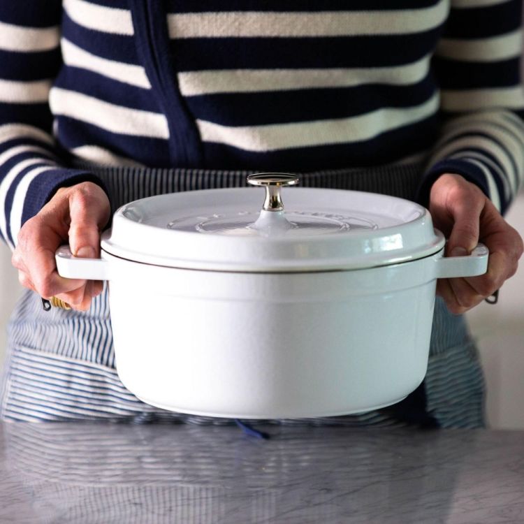 Staub Ronde cocotte 24cm / 3,7l (Wit) - Panache (Koksijde)