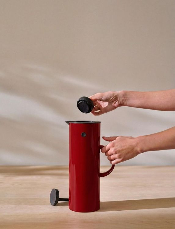 Stelton Thermoskan EM77 1L (Cherry Red) - Panache (Koksijde)