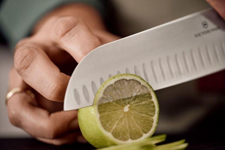 Victorinox Couteau Santoku en bois 17cm (Wood) - Panache (Koksijde)