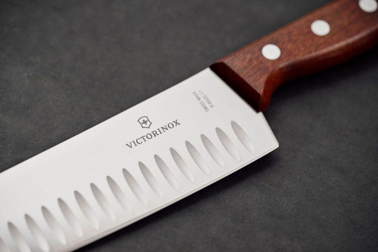 Victorinox Couteau Santoku en bois 17cm (Wood) - Panache (Koksijde)