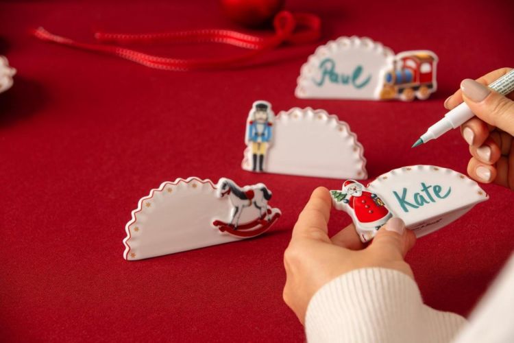 Villeroy & Boch Toy's Delight set 4 Naamkaartjes (Rood) - Panache (Koksijde)