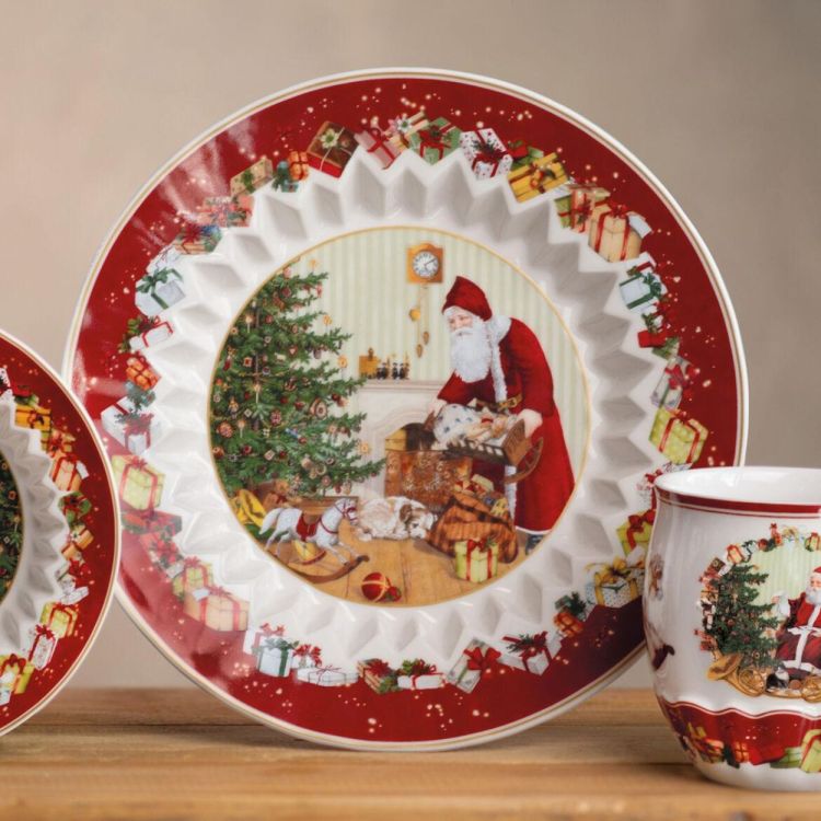 Villeroy & Boch Toy's Fantasy Schaal L Santa brengt cadeaus 25cm (Wit) - Panache (Koksijde)