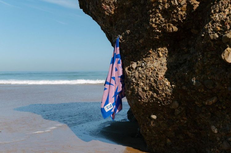 Volver Serviette de plage Flashhh 100x180cm (Flashhh) - Panache (Koksijde)