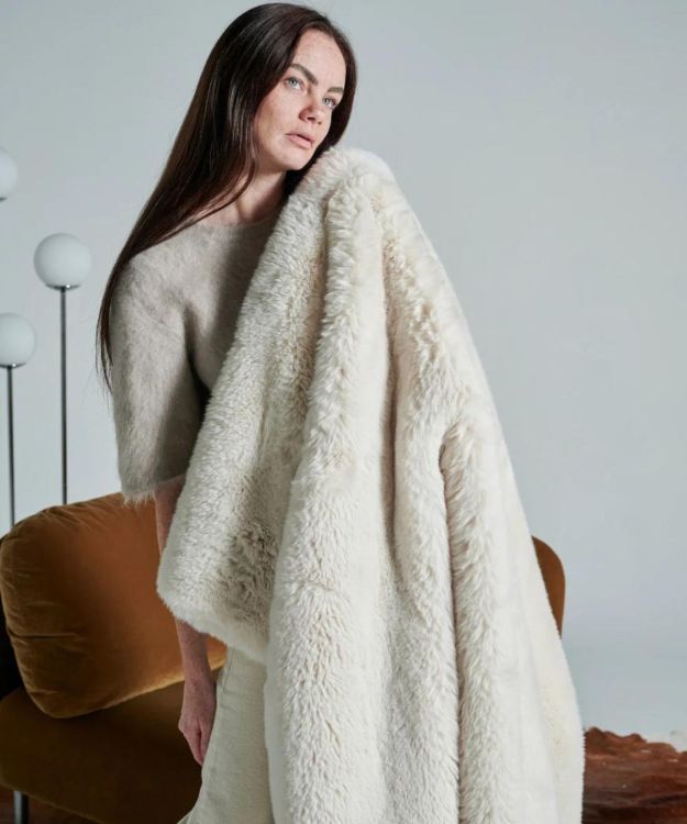 Waro by Plaids Cocooning Plaid Fausse Fourrure Polar Bear beige 150x200cm (Beige) - Panache (Koksijde)