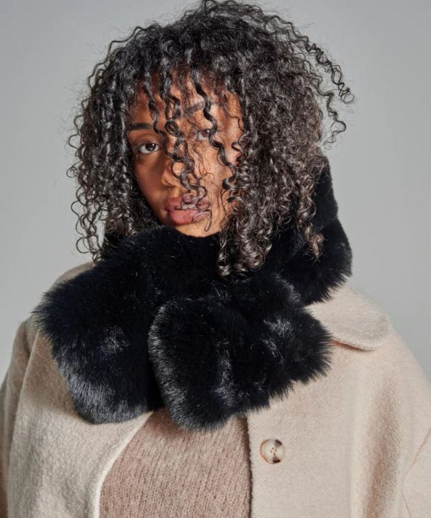 Waro by Plaids Cocooning Écharpe Fausse Fourrure Noir (Noir) - Panache (Koksijde)