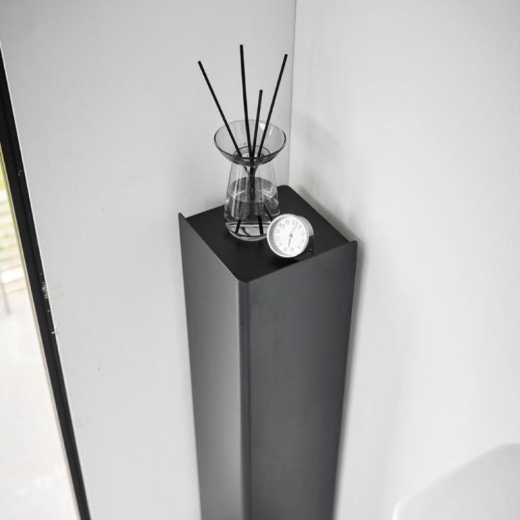Yamazaki Porte-papier toilette Tower étroit sur roulettes (Zwart) - Panache (Koksijde)
